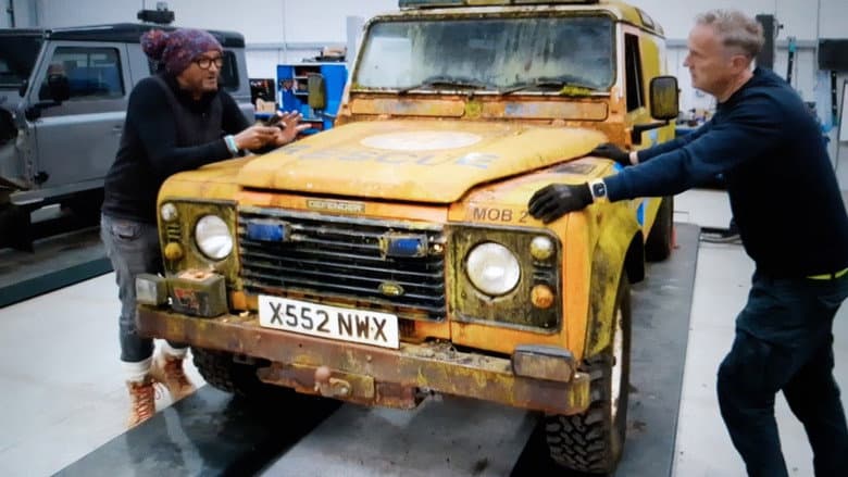 Land Rover Defender